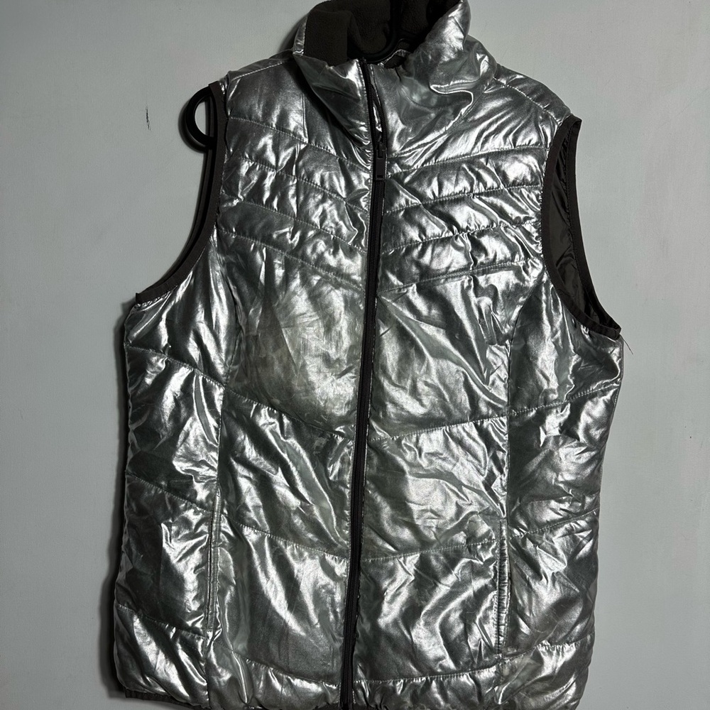Xersion Metallic Silver Puffer Vest